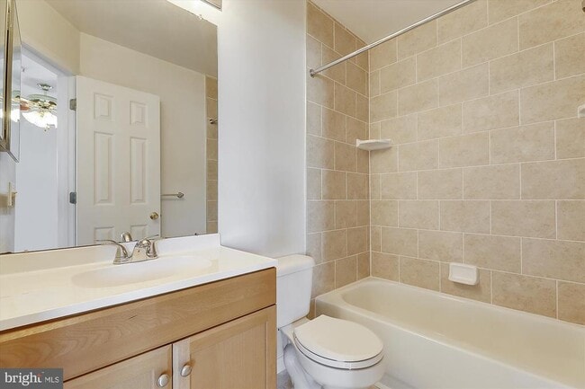 Building Photo - 1513 Danewood Ct