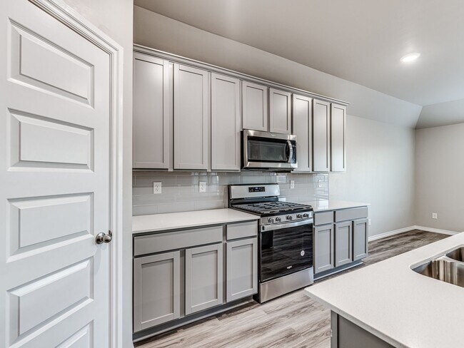 Building Photo - Beautiful brand new home + Deer Creek Schools + 4 bedrooms