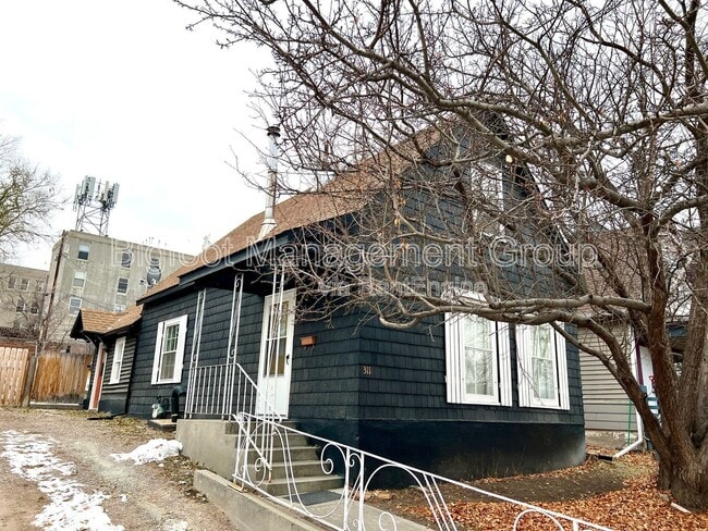 Building Photo - 311 E Broadway St