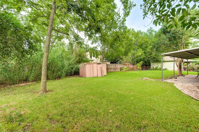 Building Photo - 4046 Woodfin St