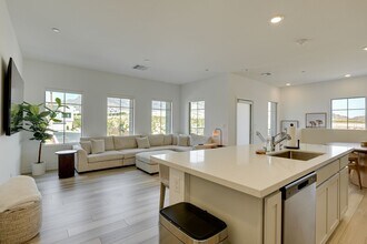 Building Photo - FULLY FURNISHED CONDO IN SUMMERLIN 89138! SHORT TERM!