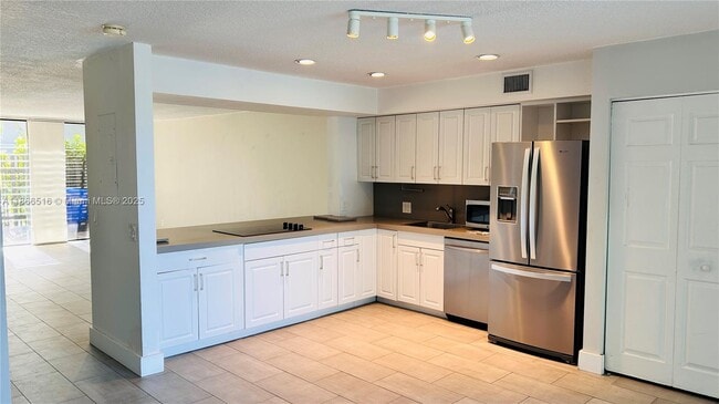Building Photo - 1666 NW 113th Way