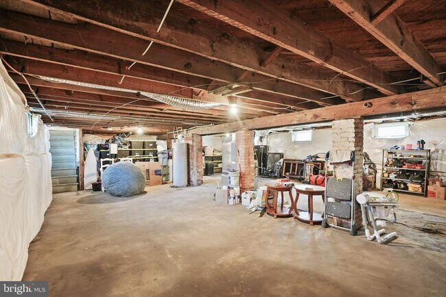 Building Photo - 580 N Braddock St
