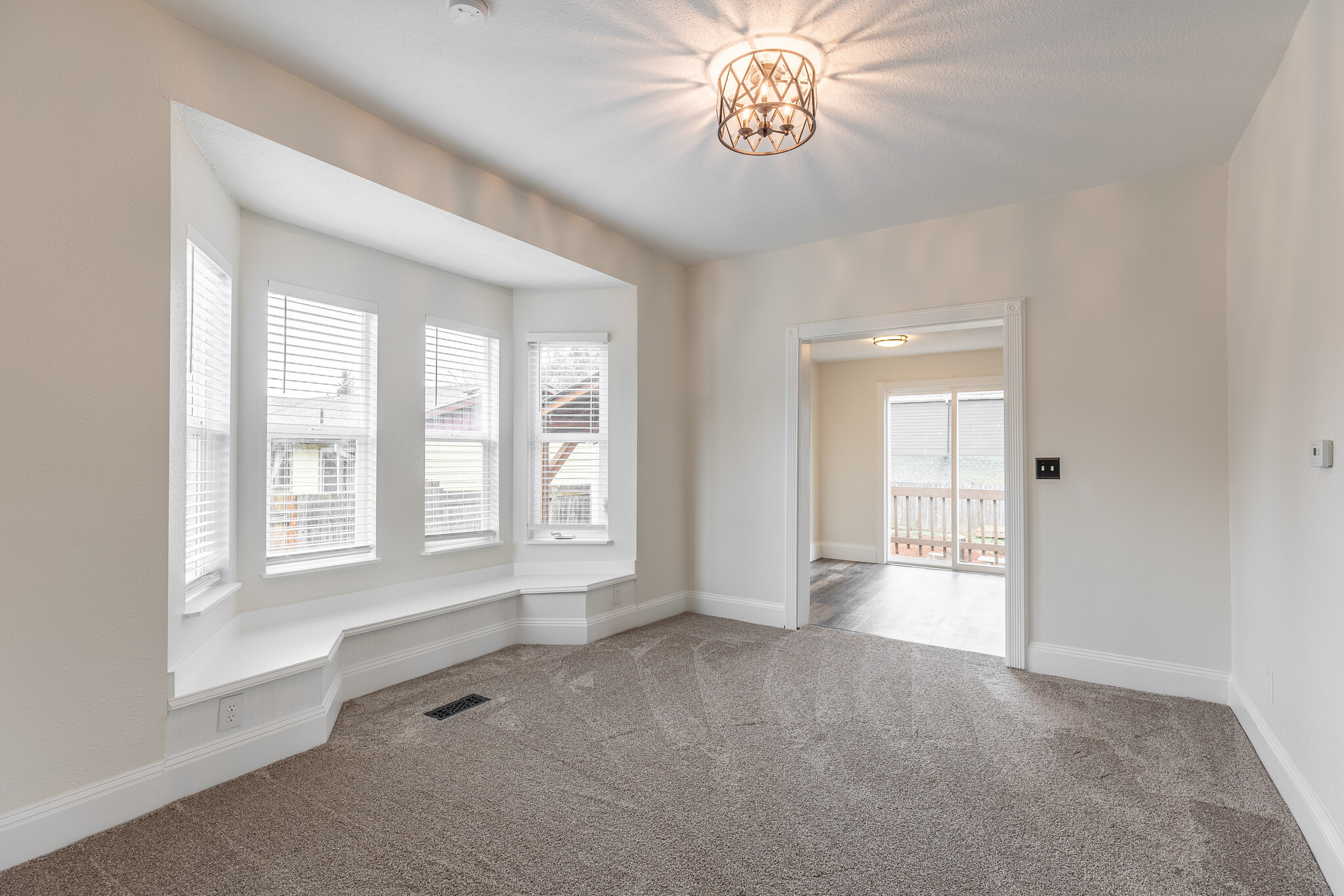 Vic I - 1144 SE 85th Ave