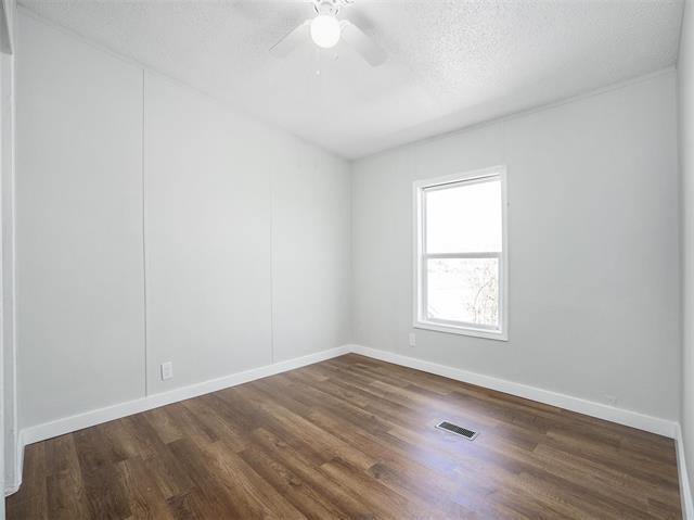 Building Photo - 9558 Diamond Avenue