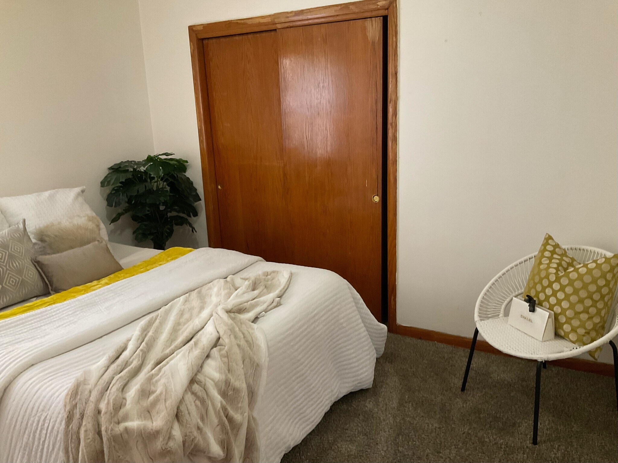 Building Photo - 2325 W Marquette rd