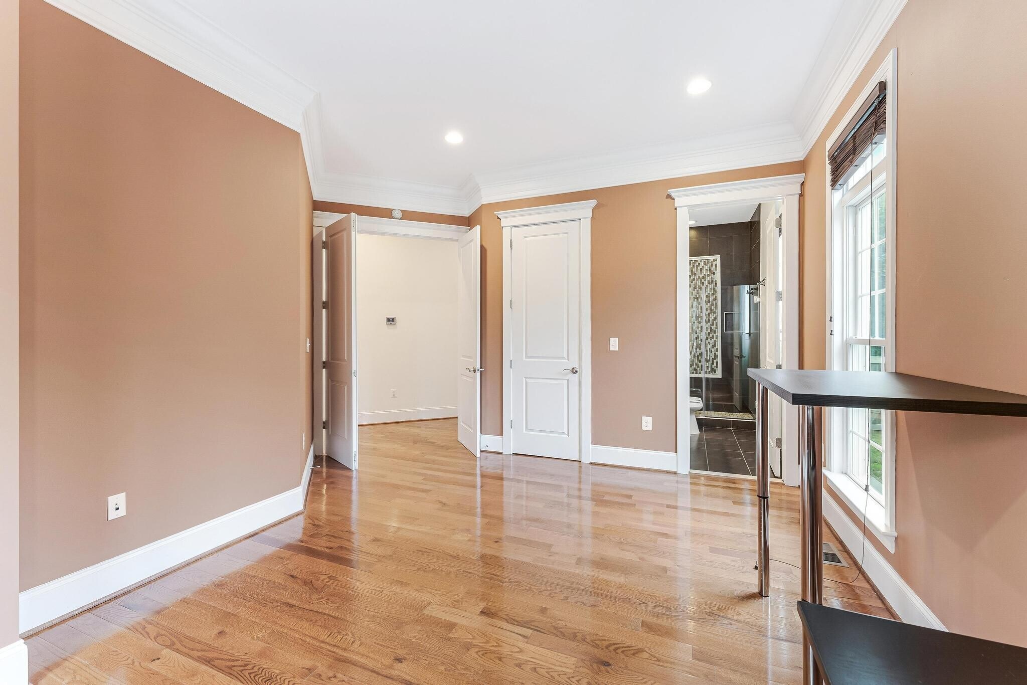 Building Photo - 829 Golden Arrow St