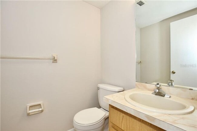 Building Photo - 702 S Summerlin Ave