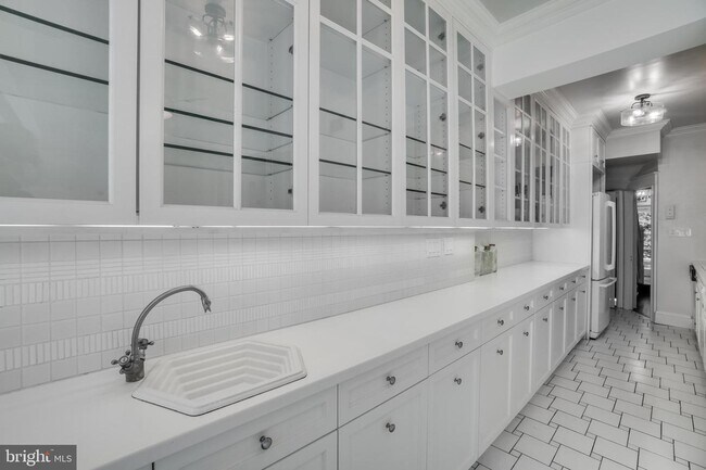 Building Photo - 2030 Pierce Mill Rd NW