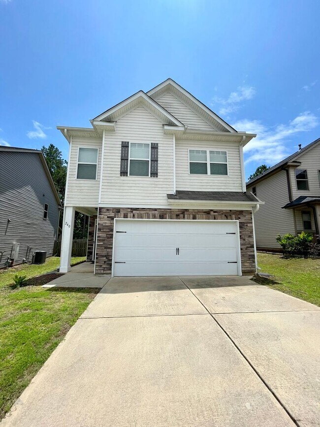 Primary Photo - Bickley Estates in chapin