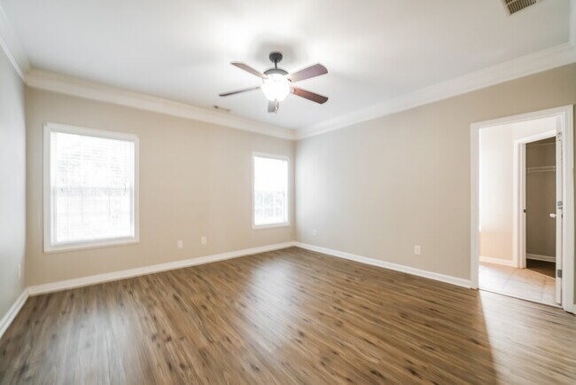 Building Photo - 88 Tapestry Ln