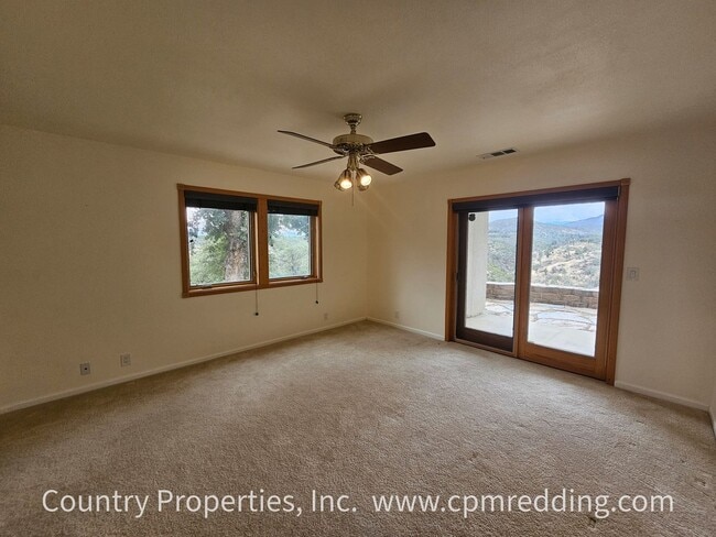Building Photo - Amazing Short-Term Housing Opportunity in ...