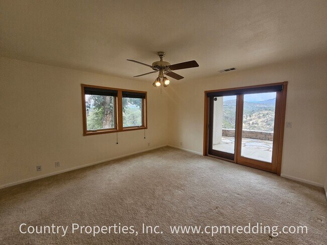 Building Photo - Back On Market! Amazing Short-Term Housing Opportunity in a Custom 4-Bedroom House!