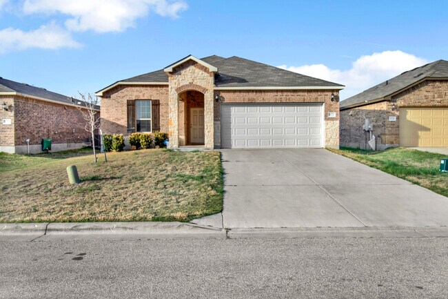 Main - 9020 Misty Pine Dr
