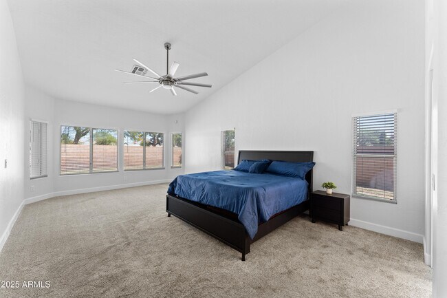 Building Photo - 1804 W Madero St