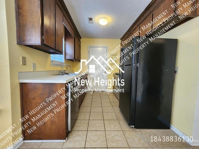 Building Photo - Traditional style home in Citadel Woods!