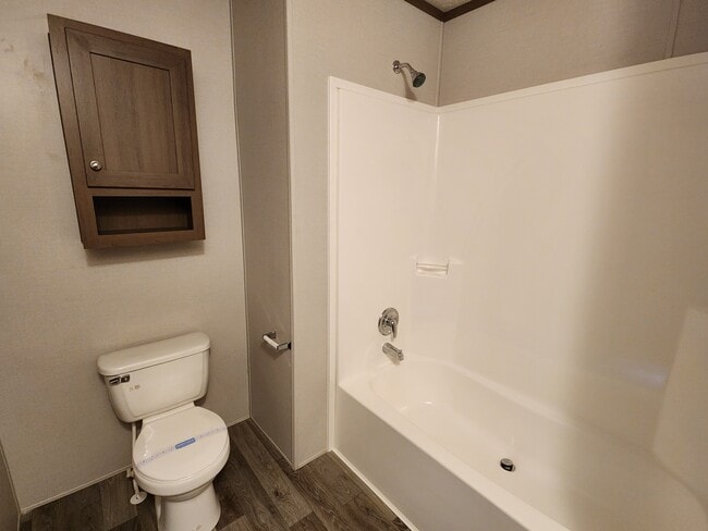 Building Photo - 448 Montana