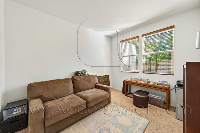 Building Photo - 55+ Age Community – Charming 2 Bed / 2 Bat...