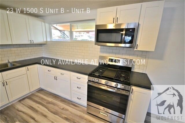 Building Photo - No Security Deposit Option! Incredible 3 B...