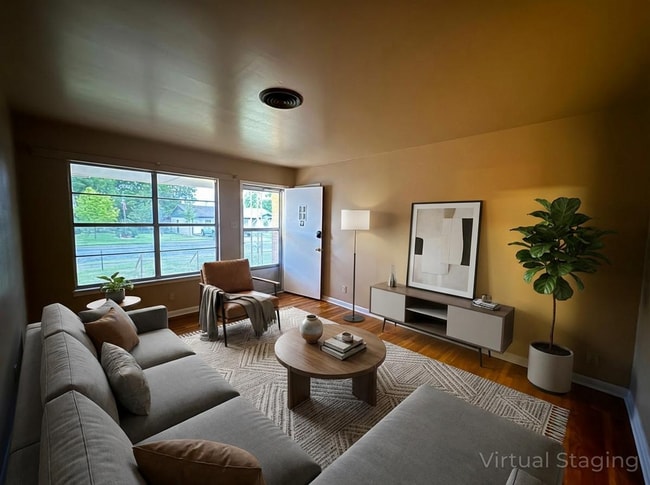 Building Photo - 2318 Mary Ln