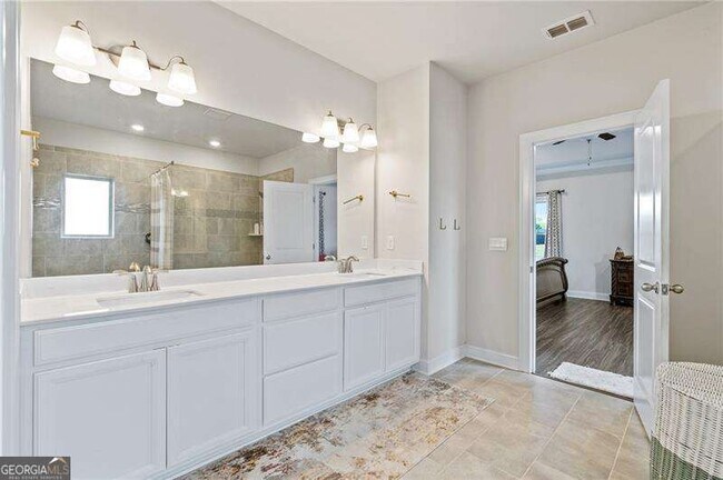 Building Photo - 6505 Trailway Trace