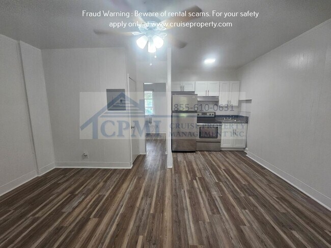 Interior Photo - 3000 NW 5th Ave
