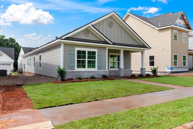 Building Photo - 515 Bienville Pl