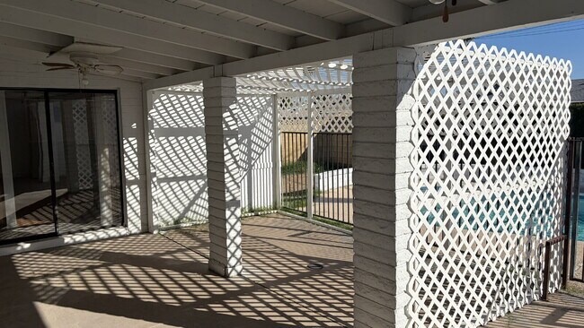 Building Photo - Mid-Century Dream with Beautiful POOL !!!