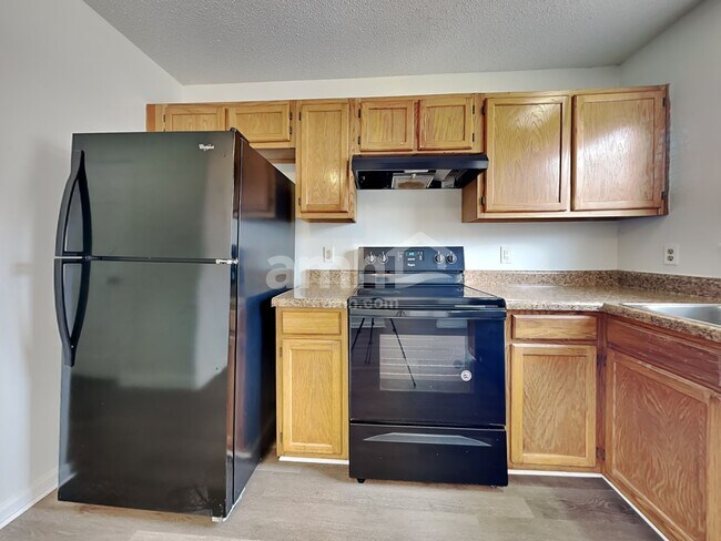 Building Photo - 8527 Ochre Dr