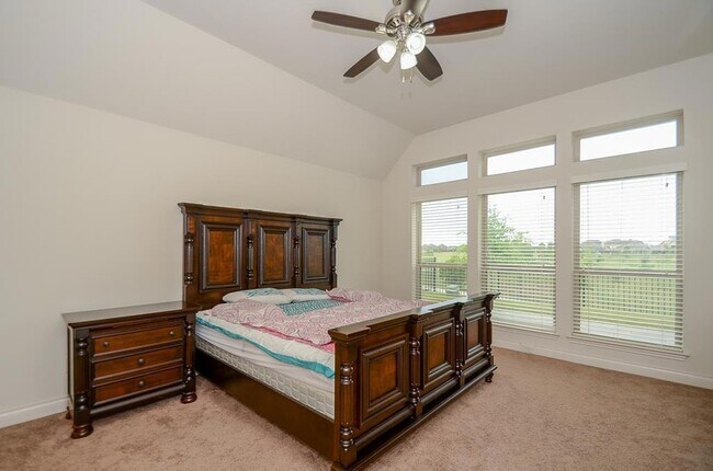 Building Photo - 4307 Fenetre Forest St