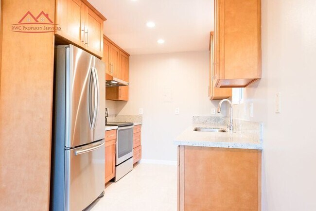 Building Photo - 928 Weldwood Ct