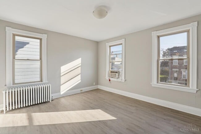 Building Photo - 1212 Bates Ave