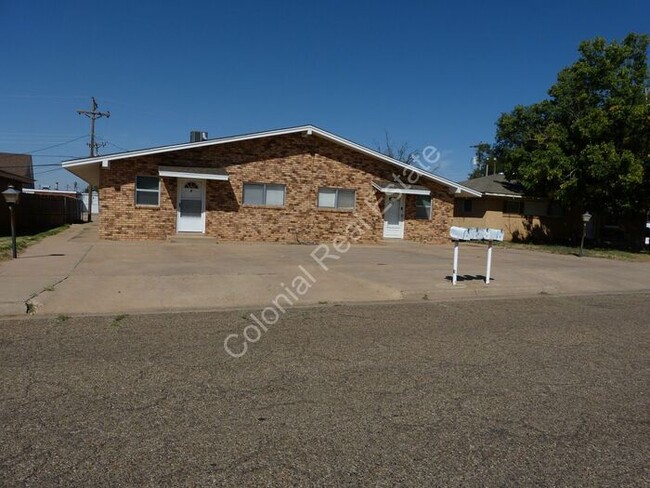 Primary Photo - Cute and efficient 1 bed 1 bath apartment ...