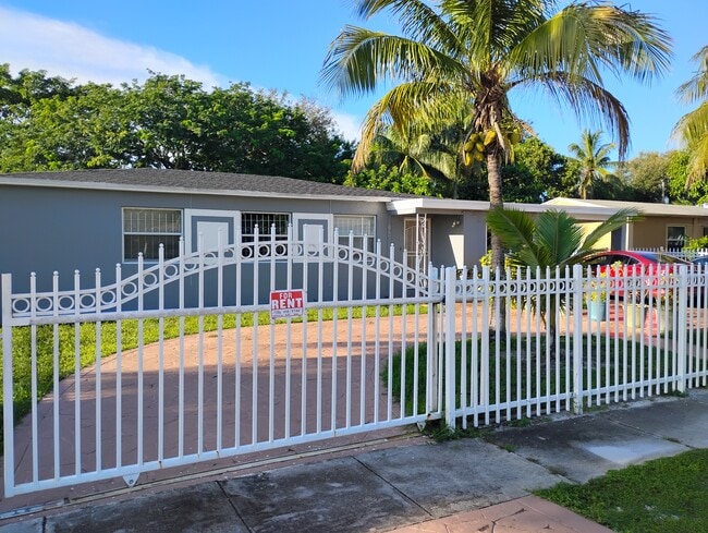 Primary Photo - 1510 NW 130th St