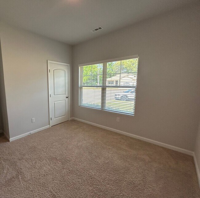 Building Photo - Welcome Home!