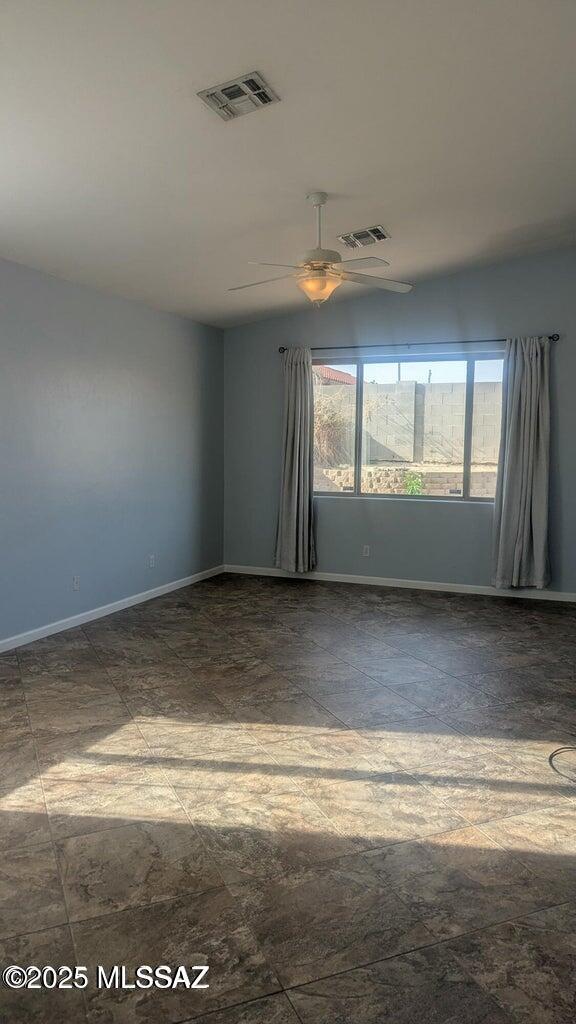Building Photo - 5554 W Carriage Dr