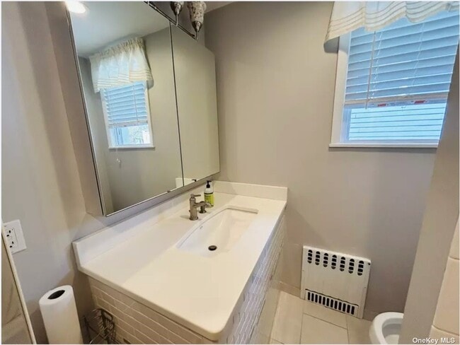 Building Photo - 3-28 B 147 St