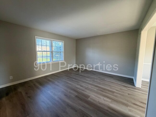Building Photo - 2658 Galaxie St
