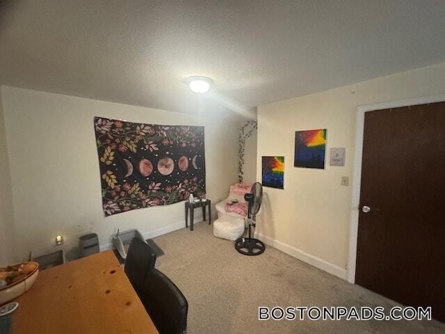 Building Photo - 2 Brattle Dr