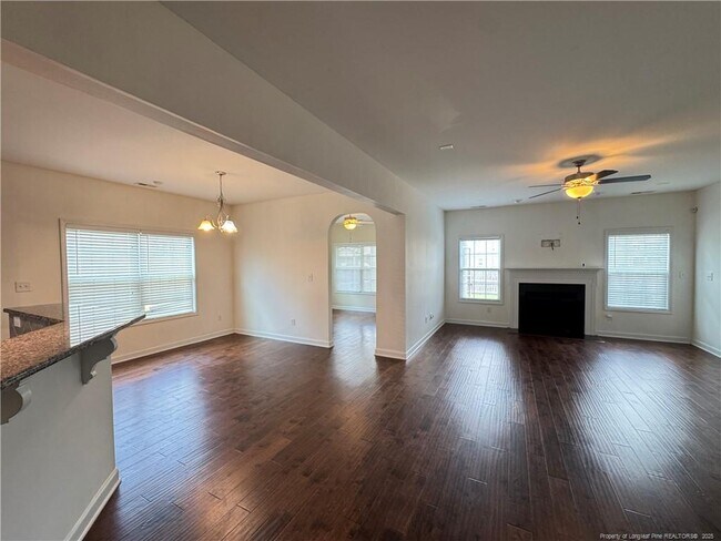 Building Photo - 579 Royal Birkdale Dr