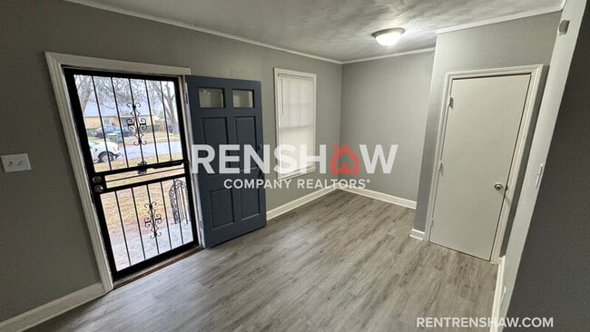 Building Photo - 1059 Maria St