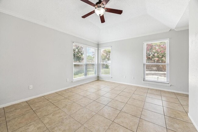 Building Photo - 22831 Rangeview Dr