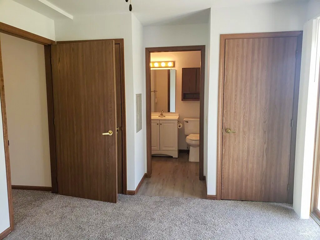 Building Photo - 687 Wood Violet Ln