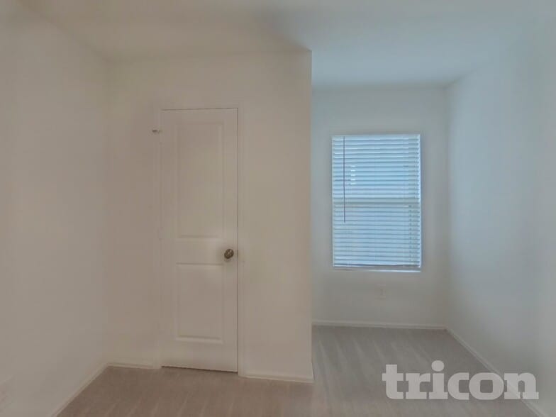 Building Photo - 17527 Grand Fir Ln