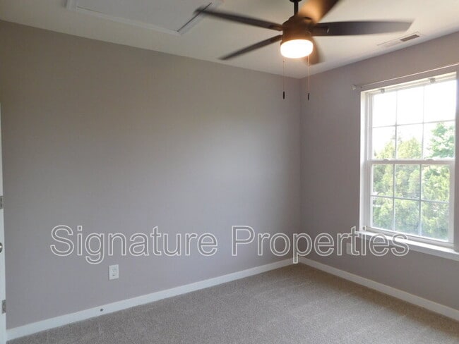 Building Photo - 8197 Belton Cir