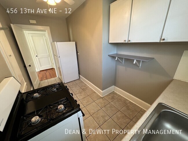 Building Photo - 456 13th Ave NE