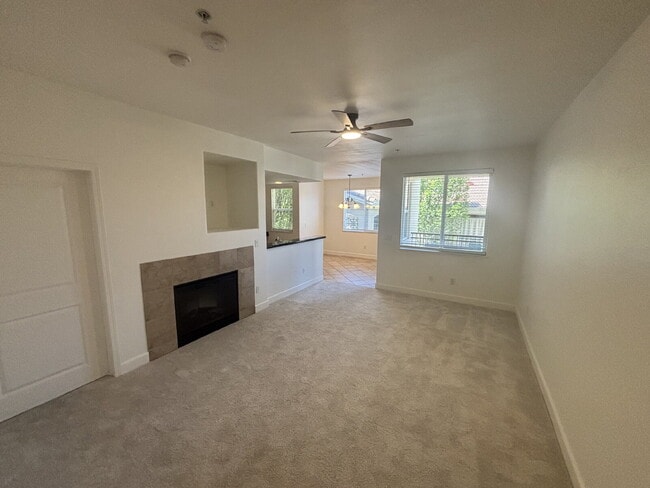 Building Photo - MOVE IN SPECIAL!! $500 OFF ONE MONTH'S RENT IF YOU MOVE IN BY 9/4.