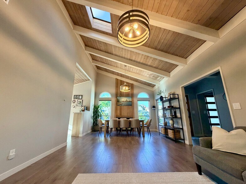 Building Photo - 5107 Parque Vista Way