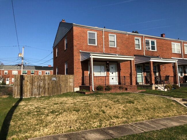 Building Photo - $1795 / 3br - 1600ft2 - Recently Renovated Single Family Home   ** BALTIMORE COUNTY **