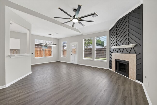 Building Photo - 16311 Yabbie Dr